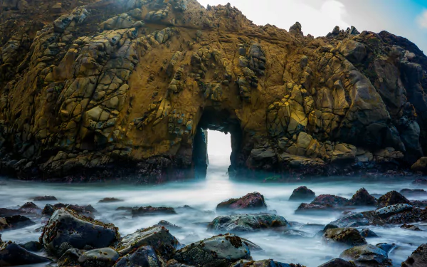  Ocean Rock on Pfeiffer Beach in California