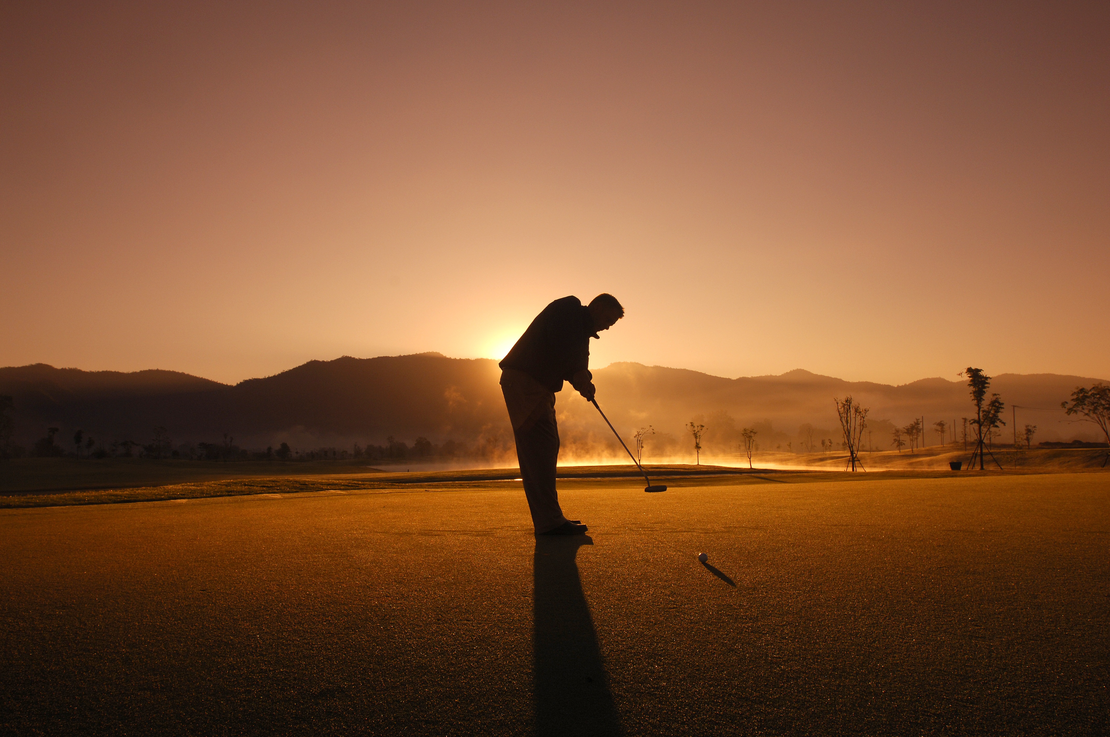 HD wallpaper: person playing golf, feng-shui-golf, panorama golf, golfers,  power stones | Wallpaper Flare