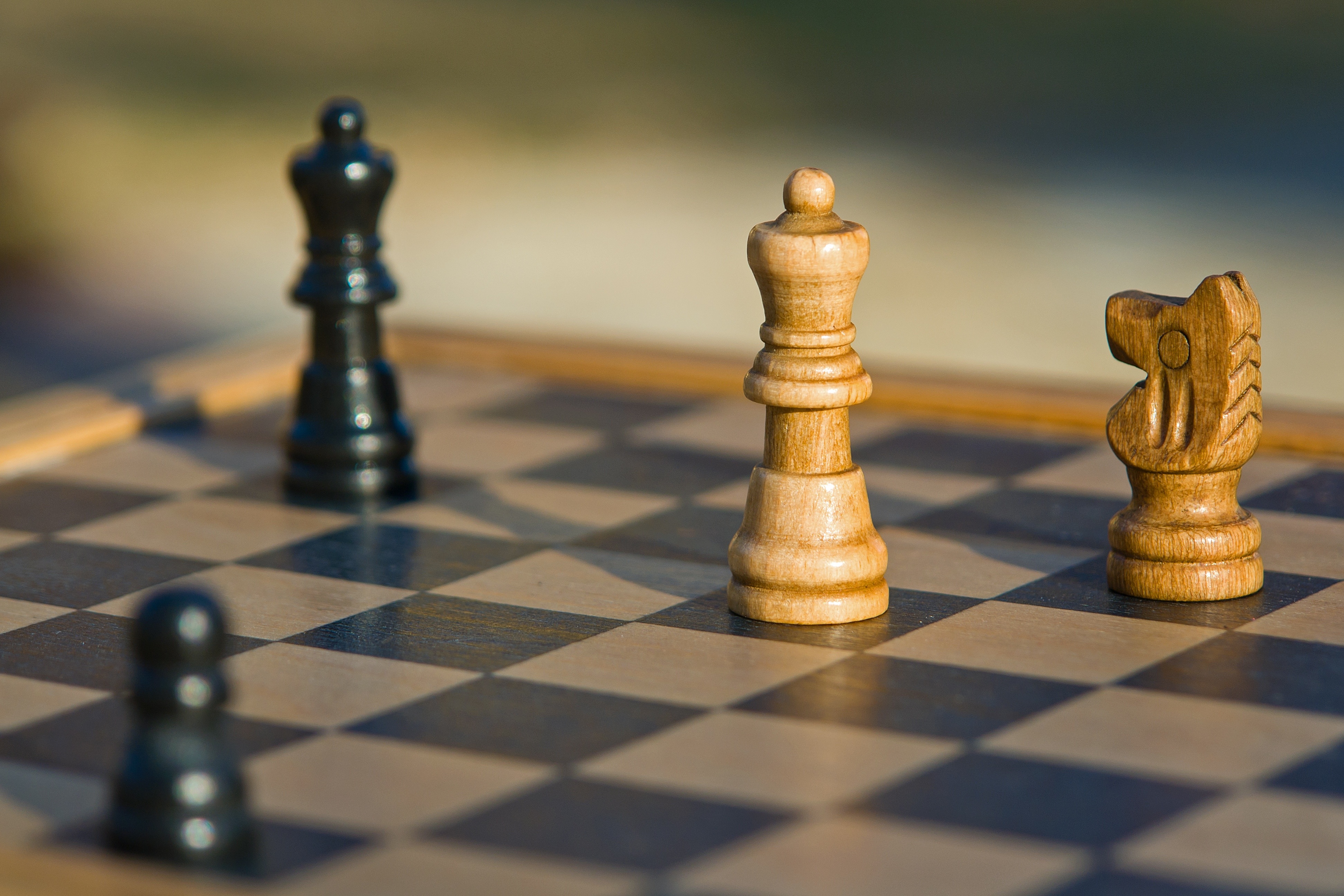 Chess board and chess pieces 4k Ultra HD Wallpaper | Background Image