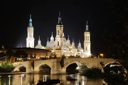  Basílica del Pilar Zaragoza