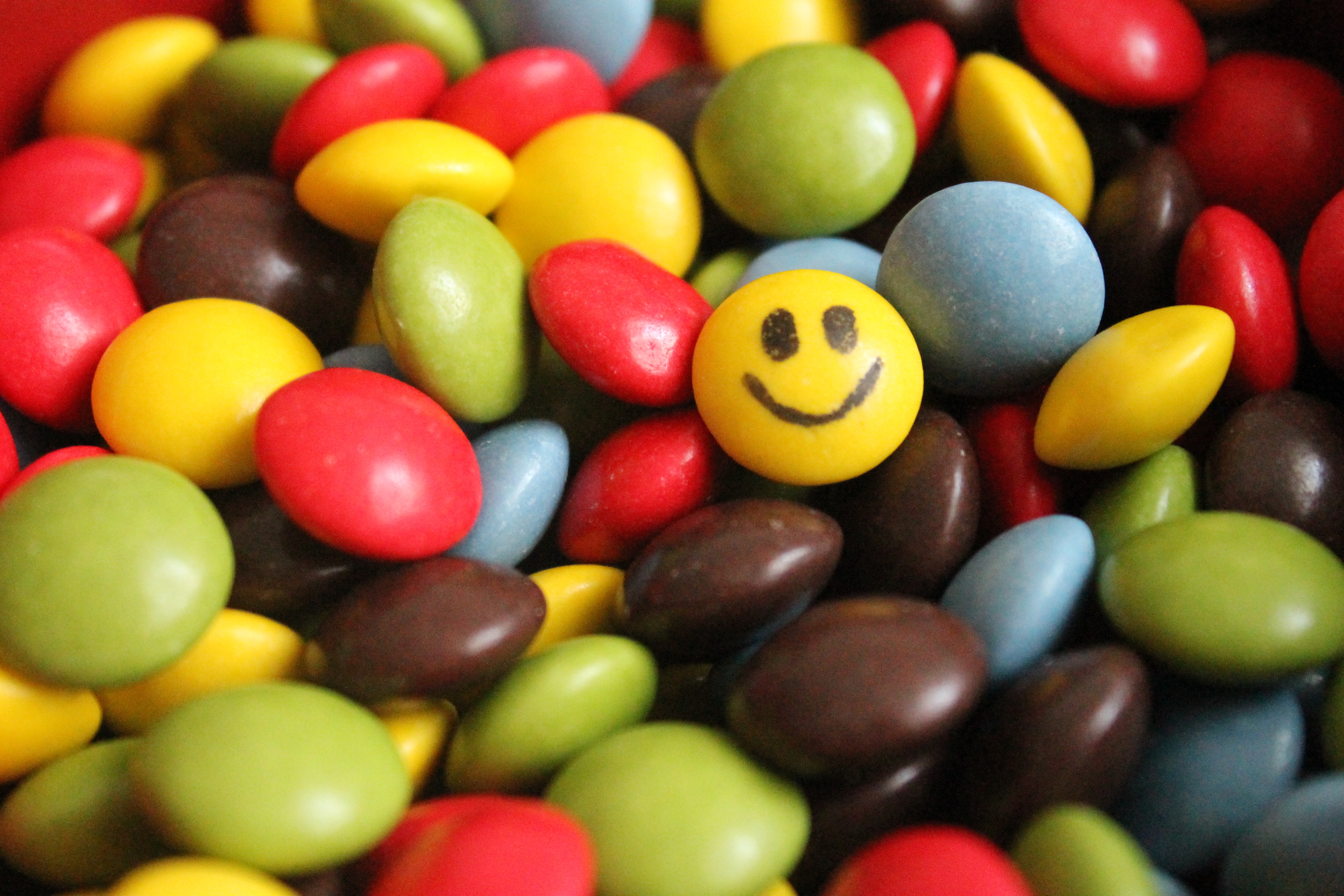 Man Made M&M's HD Wallpaper | Background Image