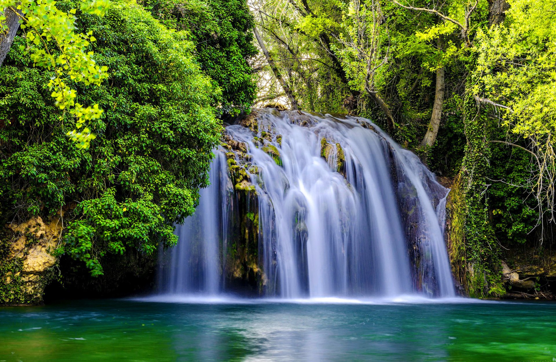Download Green Forest Nature Waterfall HD Wallpaper