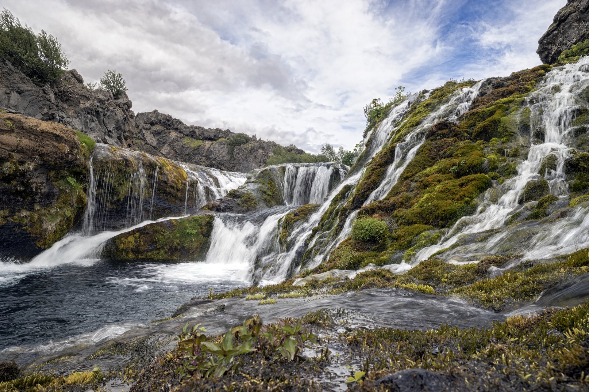 Download Nature Moss Iceland Waterfall 4k Ultra HD Wallpaper ...