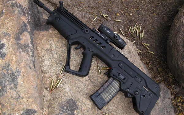  IWI Tavor Black - on the rocks