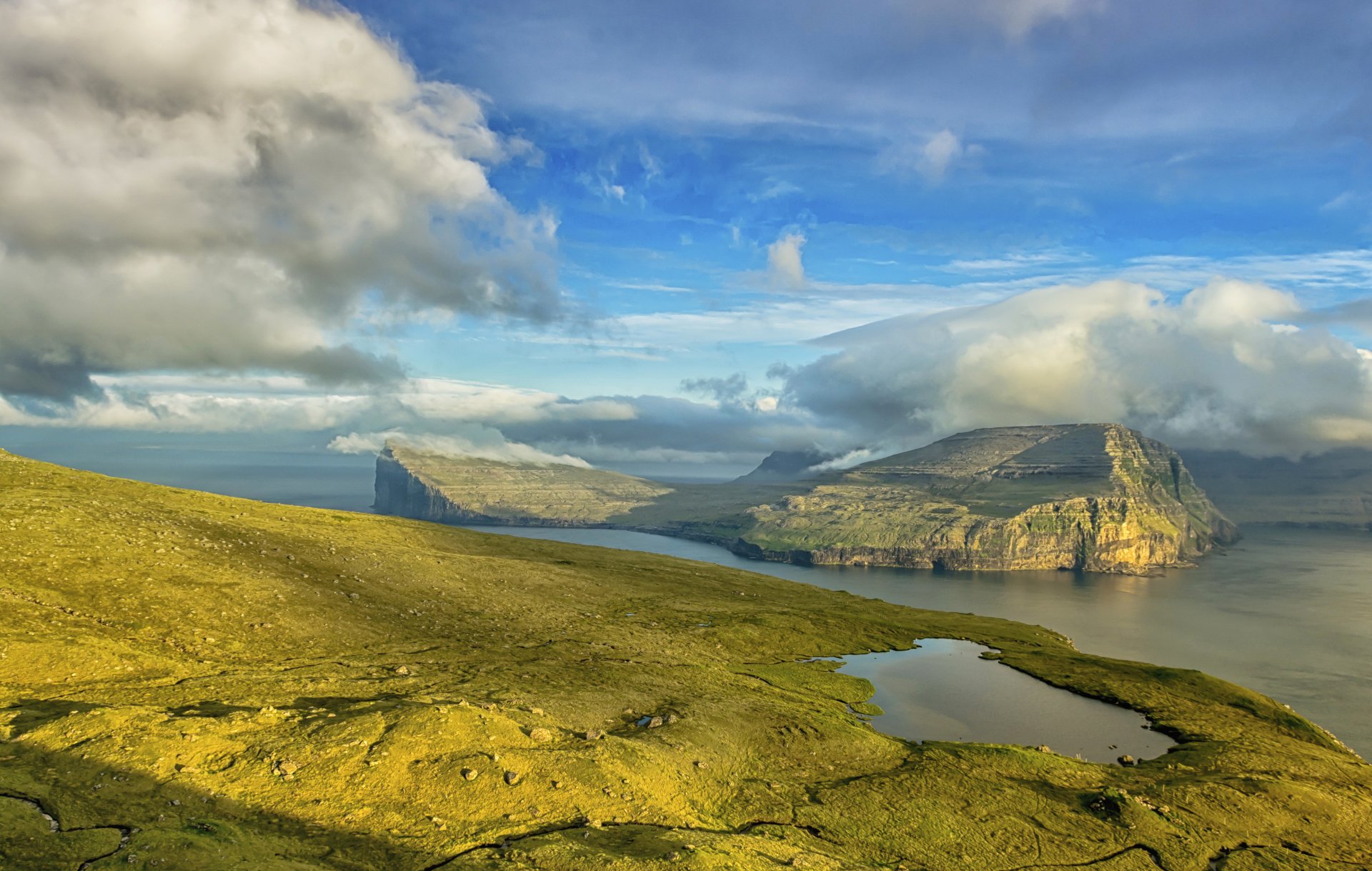 Download Cloud Coastline Sky Horizon Nature Landscape 4k Ultra HD Wallpaper