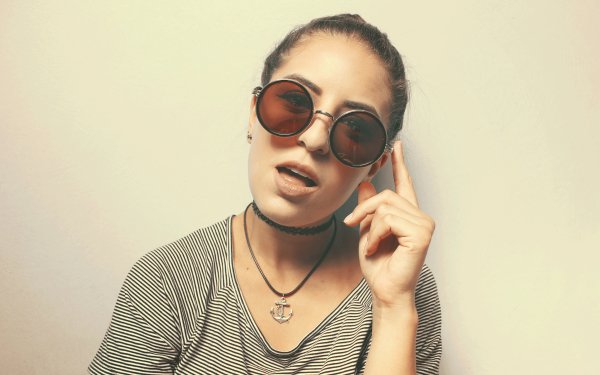 Women Model Sunglasses Face HD Wallpaper | Background Image