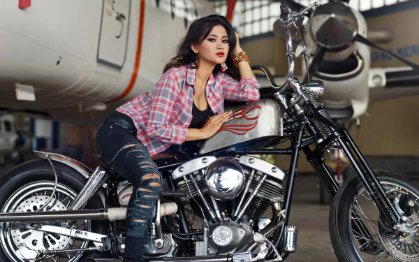 motorcycle lipstick brunette model woman Girls & Motorcycles HD Desktop Wallpaper | Background Image