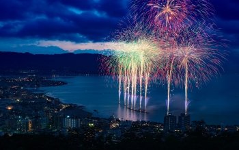 310 烟花高清壁纸 桌面背景