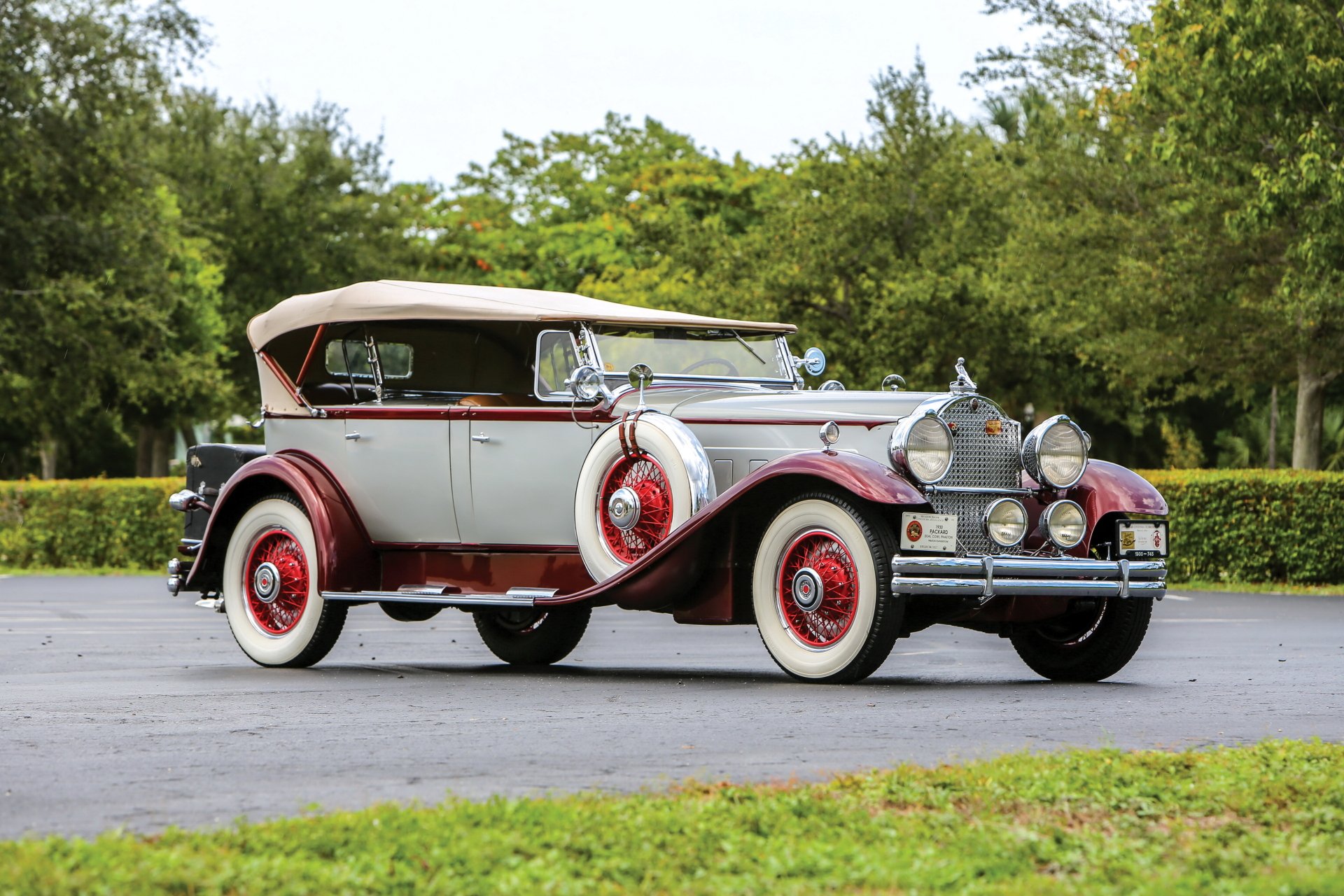 Download Vintage Car 1930 Packard Deluxe Eight Sport Phaeton Vehicle Packard Deluxe Eight Sport Phaeton 4k Ultra HD Wallpaper