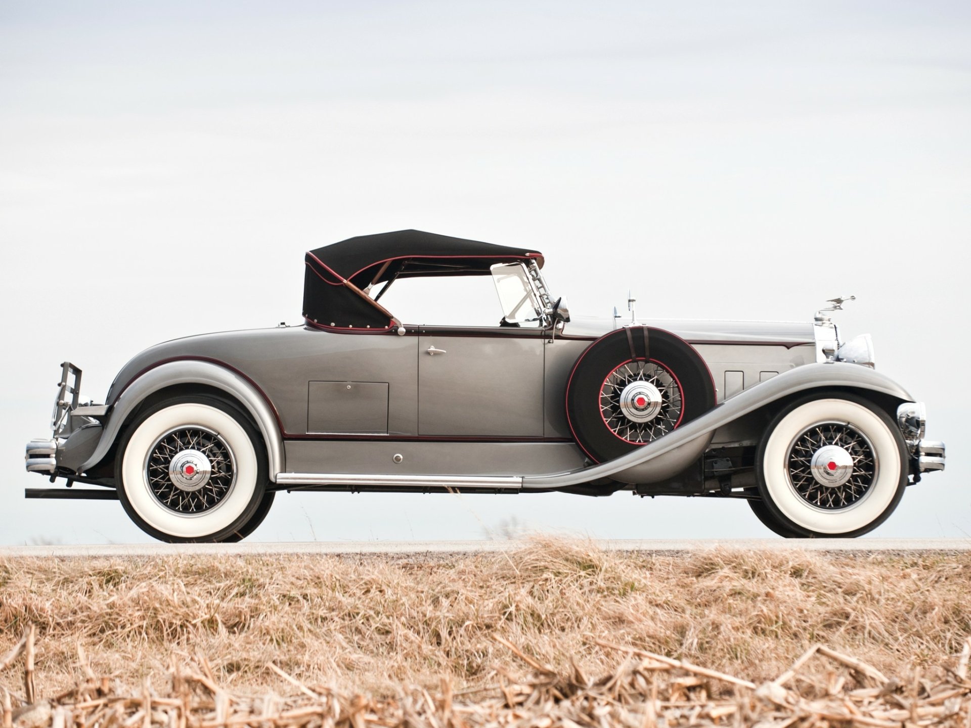 Download Vintage Car 1931 Packard Deluxe Eight Roadster Vehicle Packard Deluxe Eight Roadster HD Wallpaper