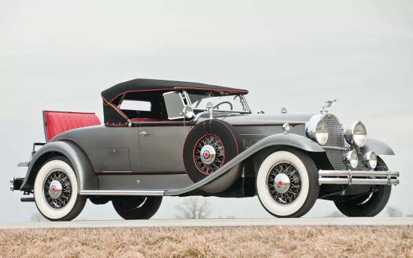  1931 Packard Deluxe Eight Roadster
