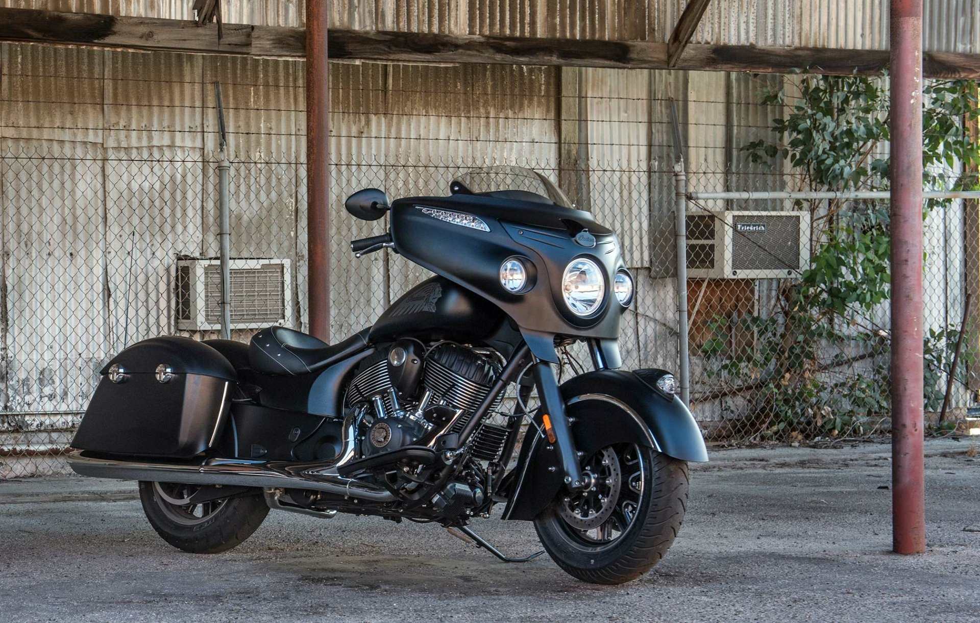 Download Vehicle Indian Chieftain Dark Horse HD Wallpaper
