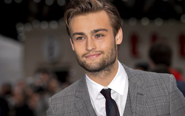 smile English actor Celebrity Douglas Booth HD Desktop Wallpaper | Background Image