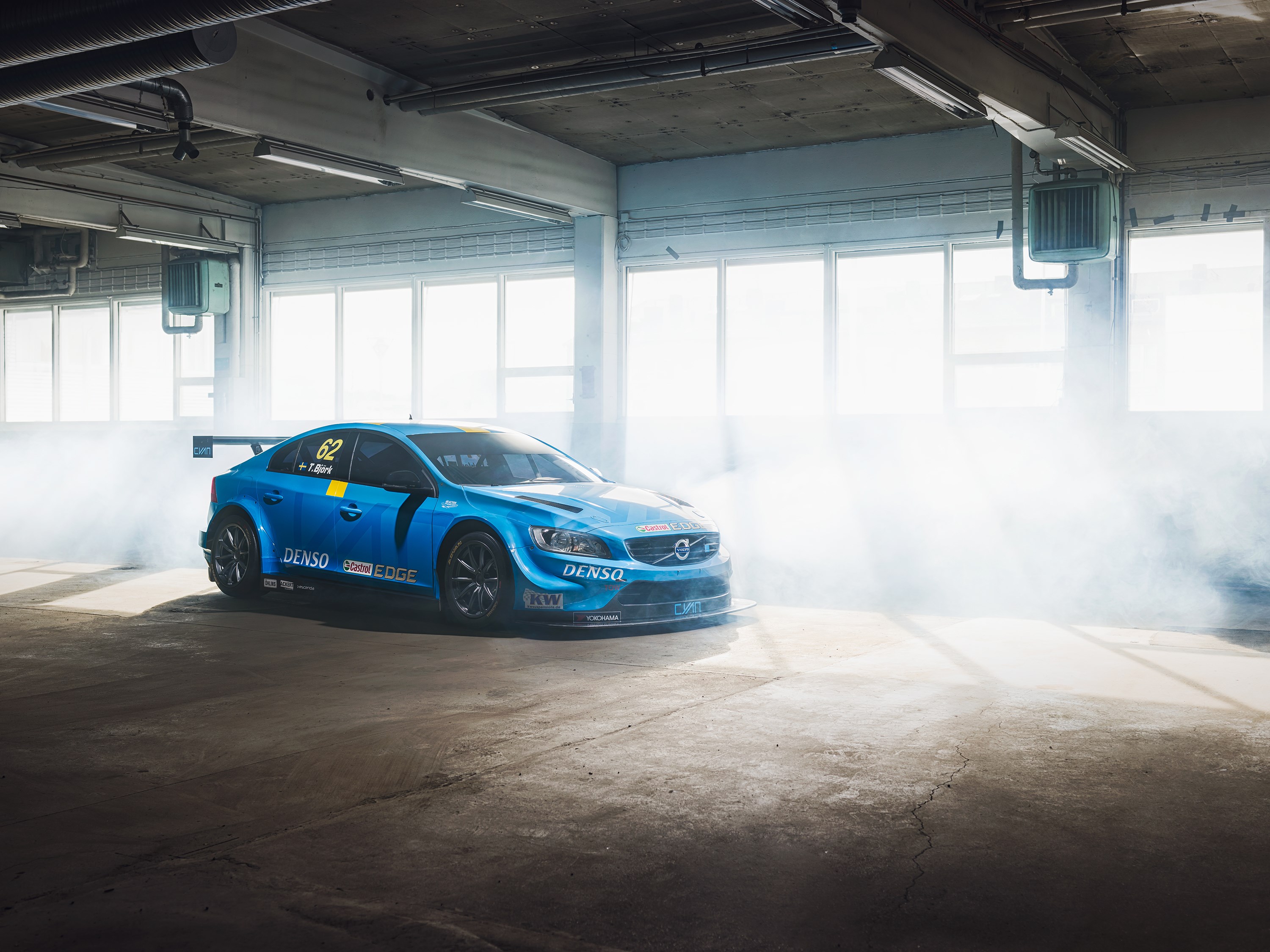 Volvo Racing Wallpaper