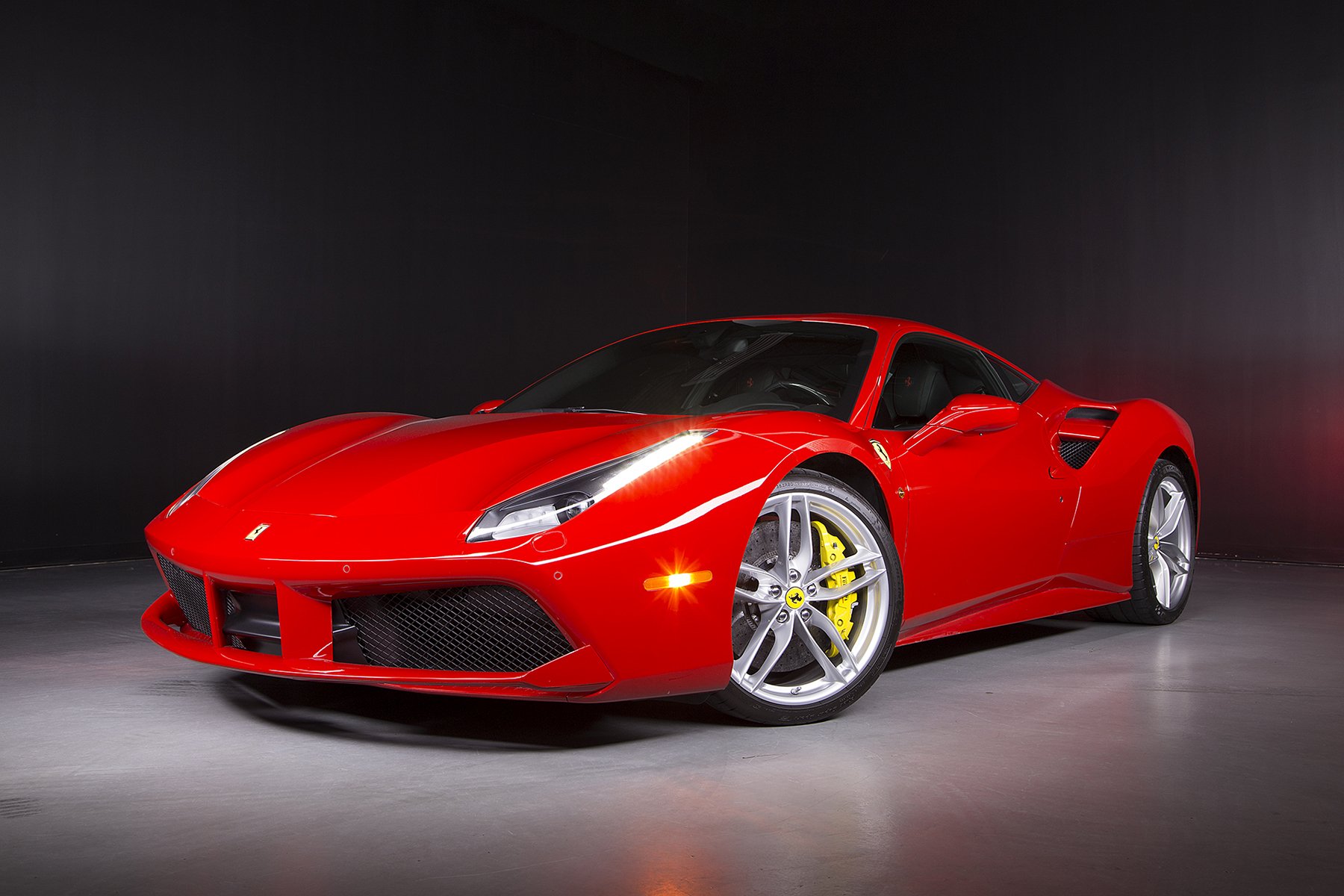 Download Supercar Ferrari 488 GTB Vehicle Ferrari 488 Wallpaper