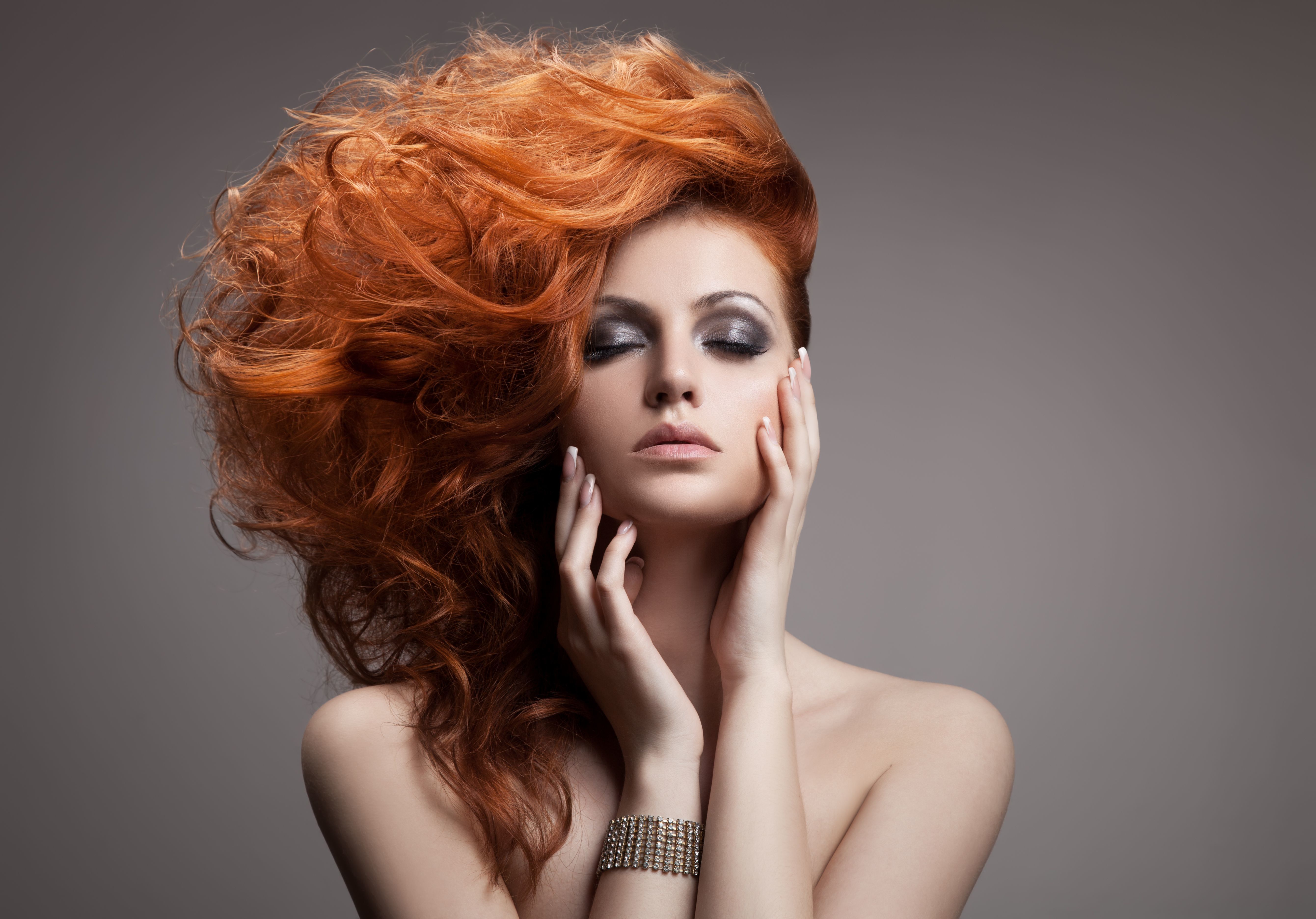 Download Face Redhead Model Woman Mood 4k Ultra Hd Wallpaper 0989