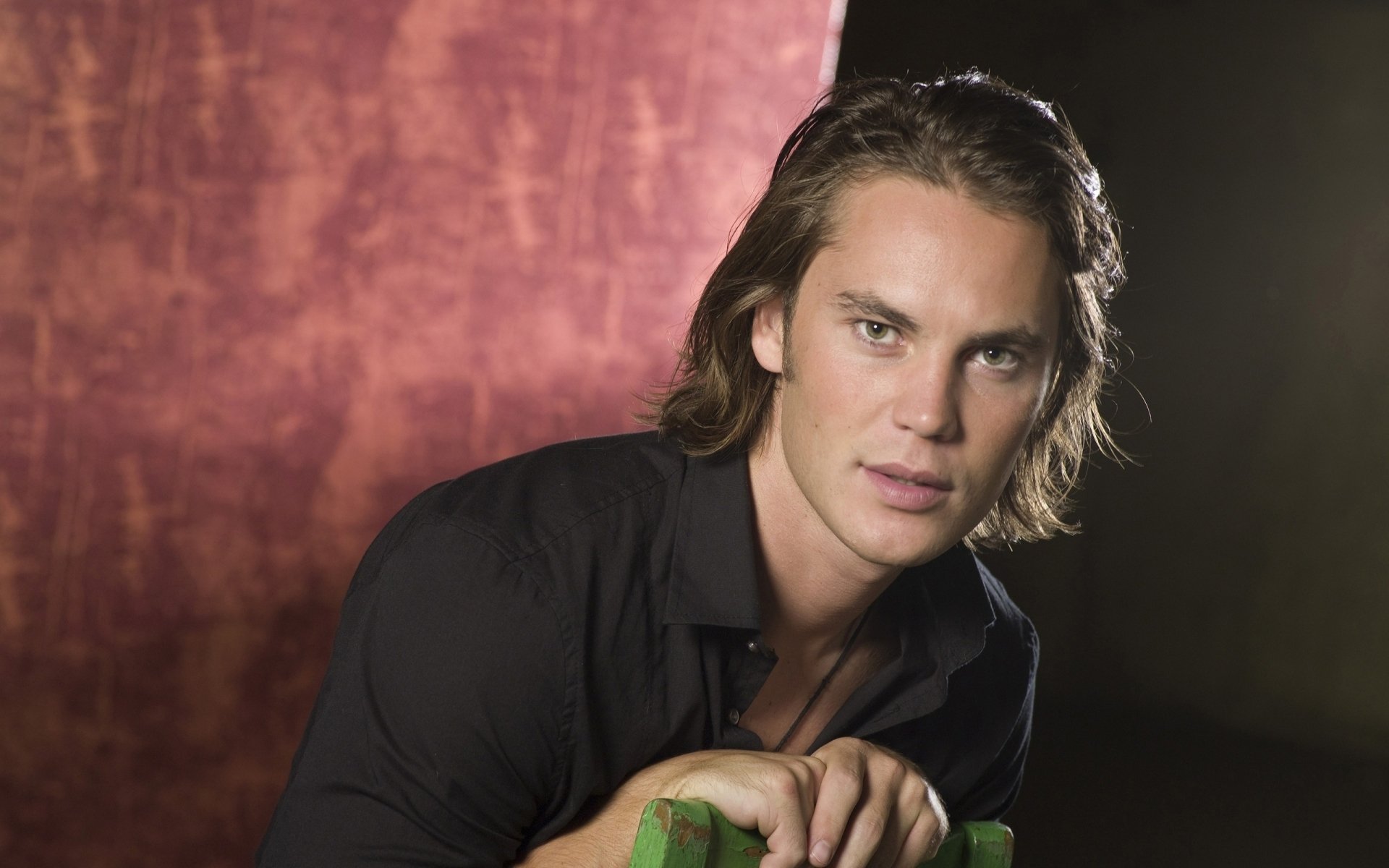 Download Green Eyes Model Canadian Actor Celebrity Taylor Kitsch HD Wallpaper