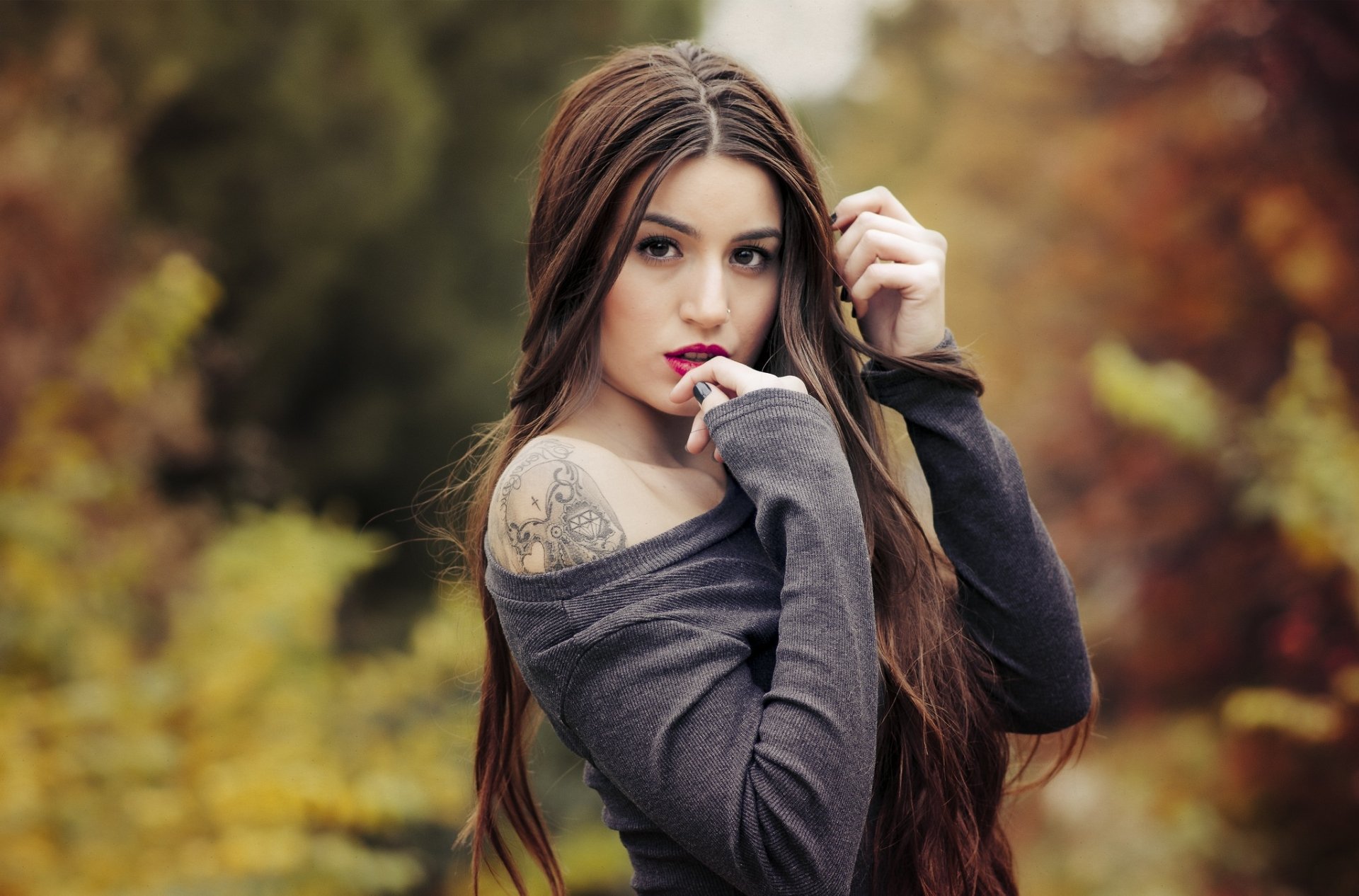 Download Depth Of Field Tattoo Lipstick Brown Eyes Brunette Woman Model HD Wallpaper