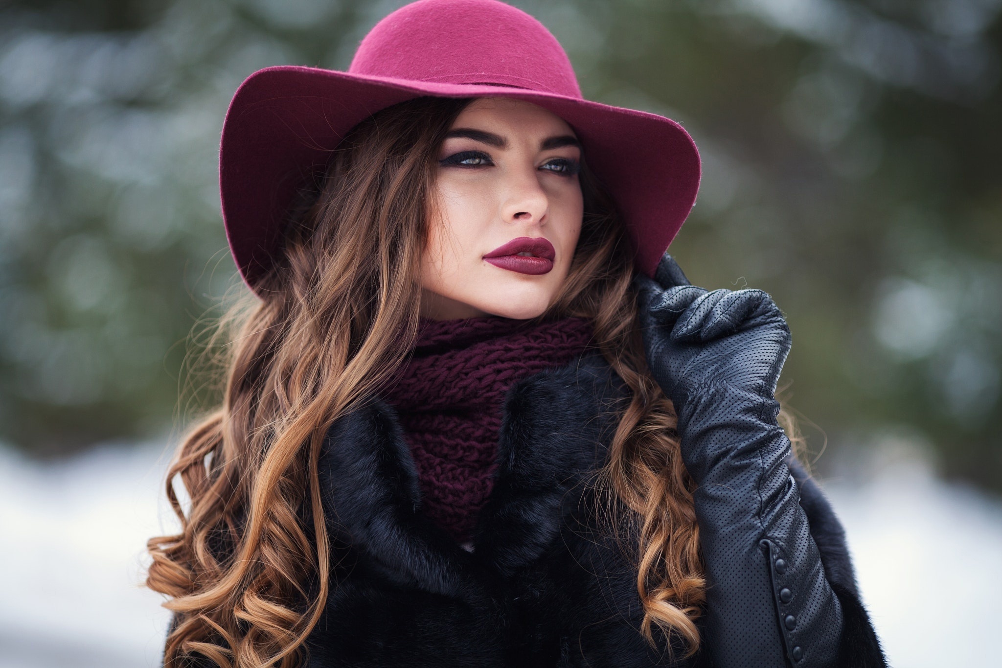 Download Bokeh Hat Lipstick Brunette Woman Model HD Wallpaper by Max ...