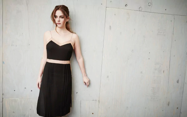 black dress American brunette actress Celebrity Riley Keough HD Desktop Wallpaper | Background Image