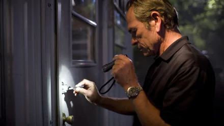 Tommy Lee Jones movie In the Electric Mist HD Desktop Wallpaper | Background Image