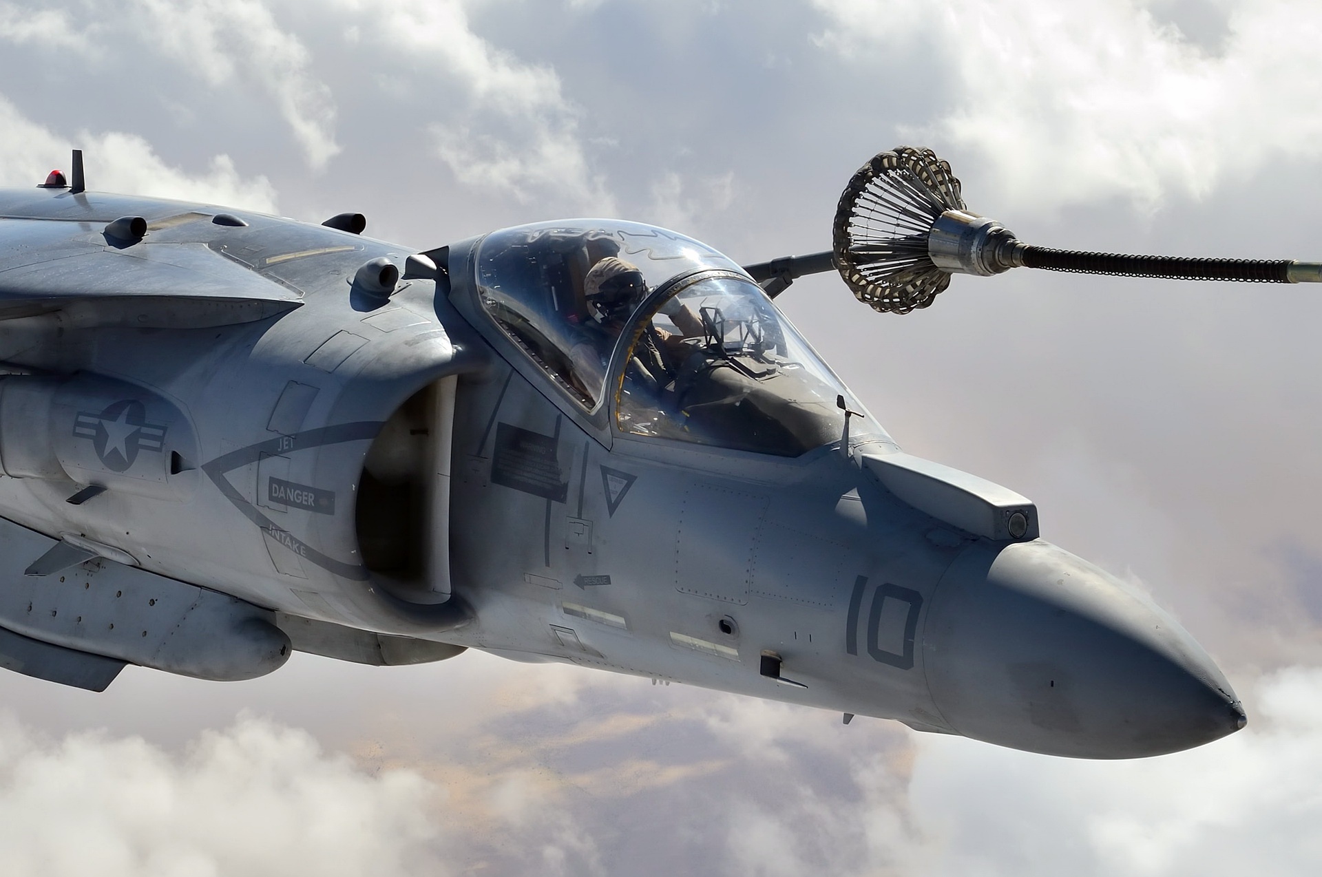 Military McDonnell Douglas AV-8B Harrier II HD Wallpaper