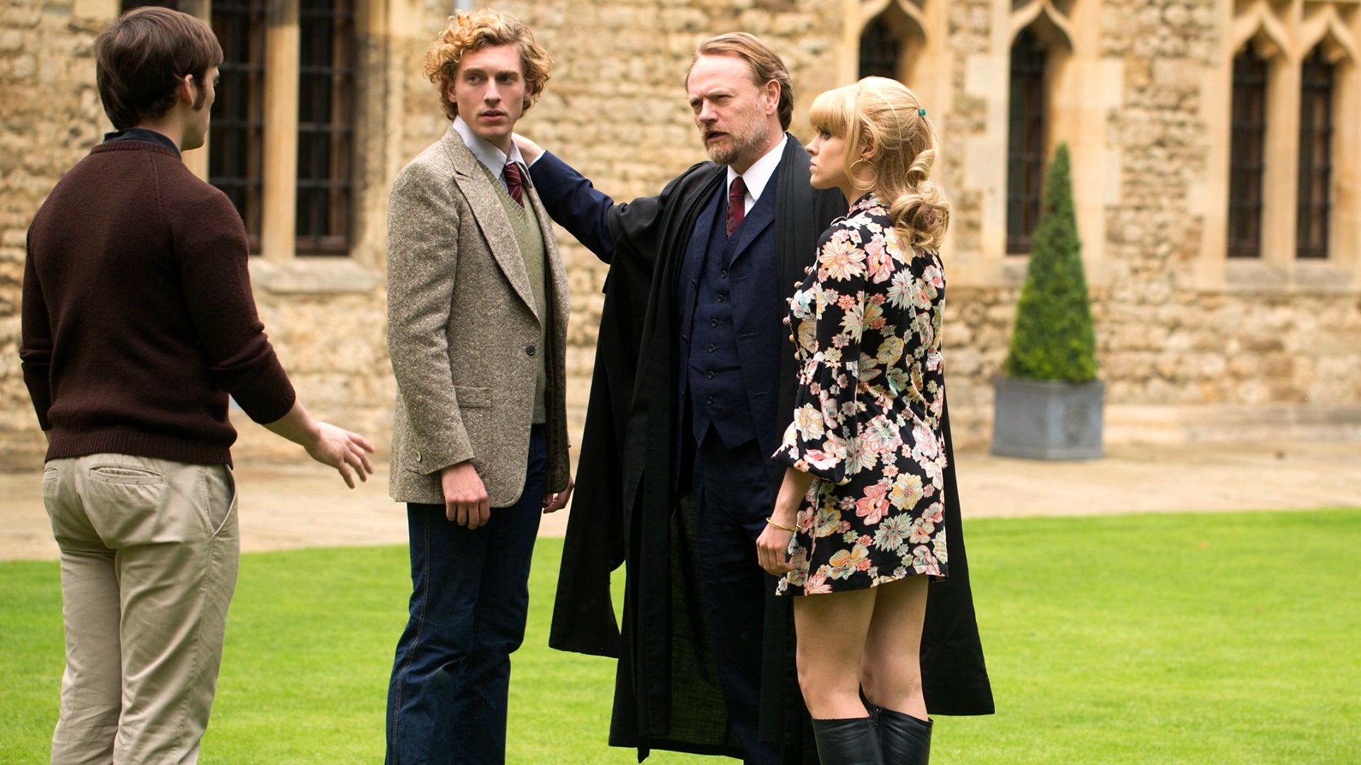 Download Rory Fleck-byrne Erin Richards Jared Harris Movie The Quiet Ones HD Wallpaper