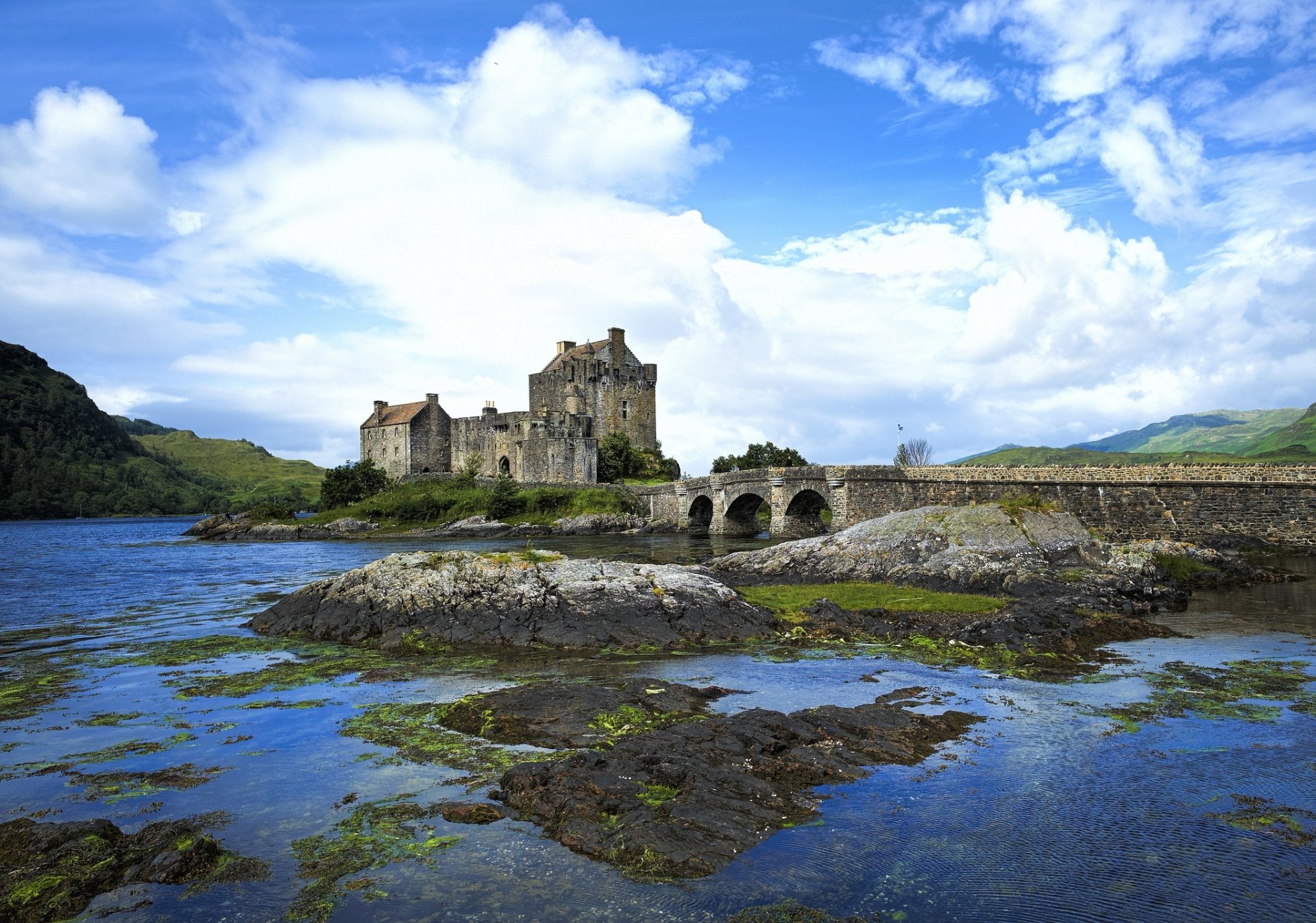 Download Scotland Castle Man Made Eilean Donan Castle HD Wallpaper