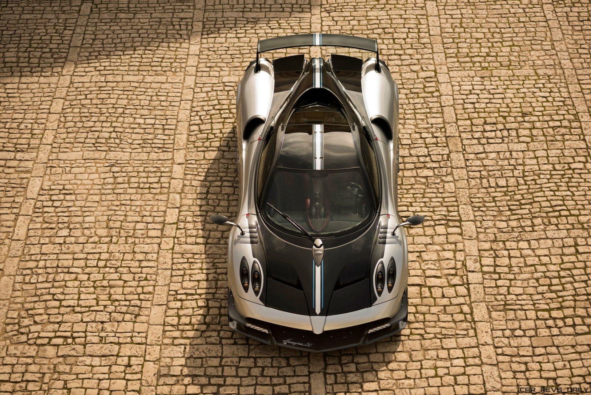 Download Car Supercar Pagani Pagani Huayra BC Vehicle Pagani Huayra HD Wallpaper