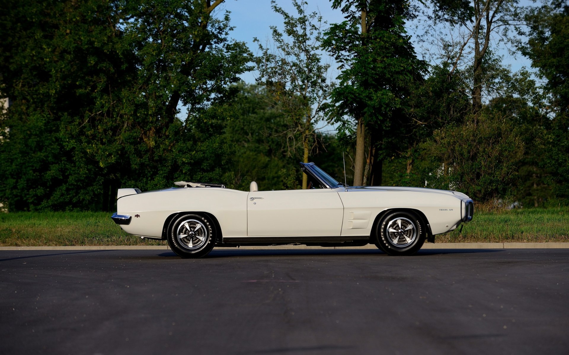 Download Muscle Car Pontiac Car Pontiac Trans Am Convertible Vehicle Pontiac Trans Am HD Wallpaper