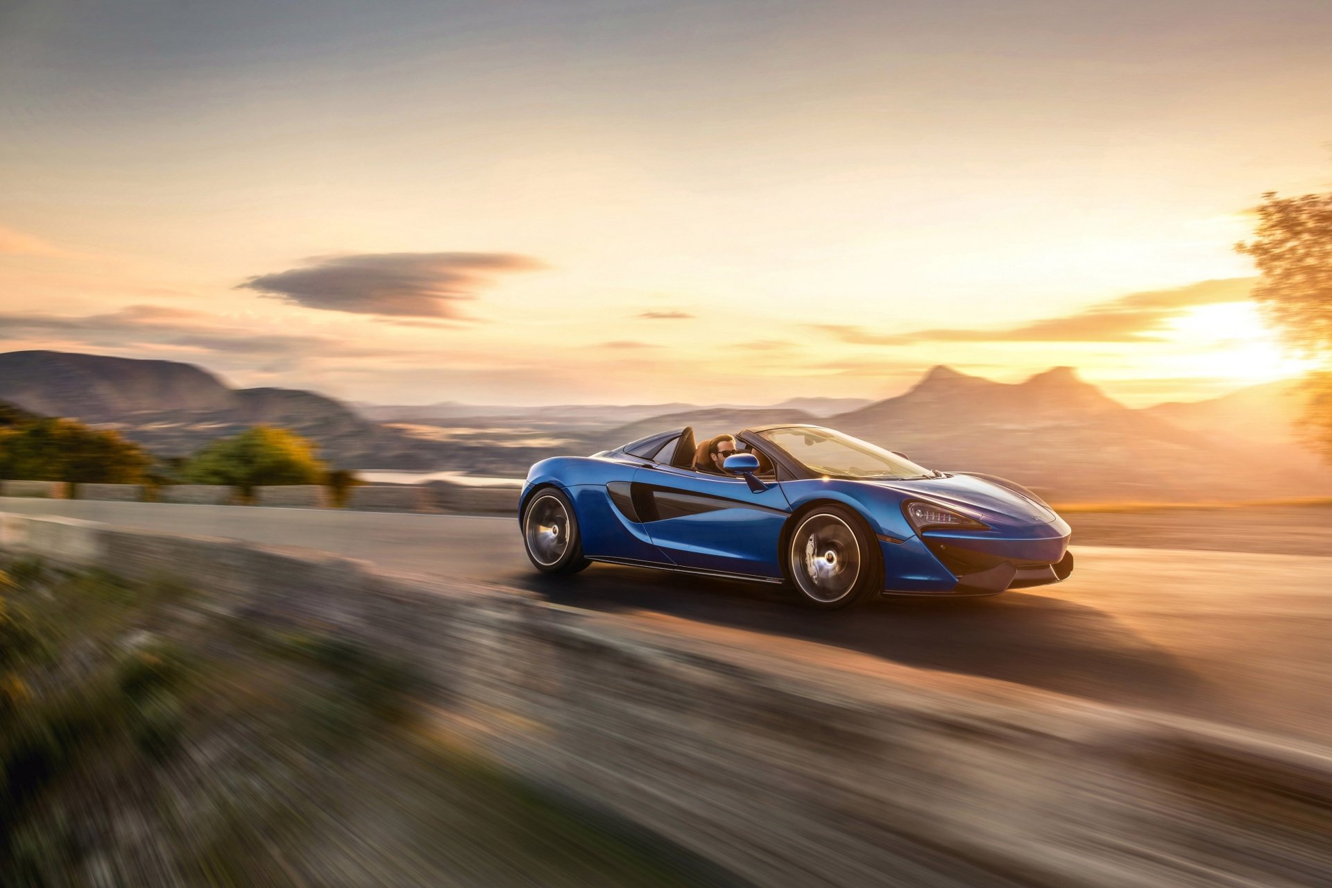 Download Supercar Car McLaren Vehicle McLaren 570S 4k Ultra HD Wallpaper