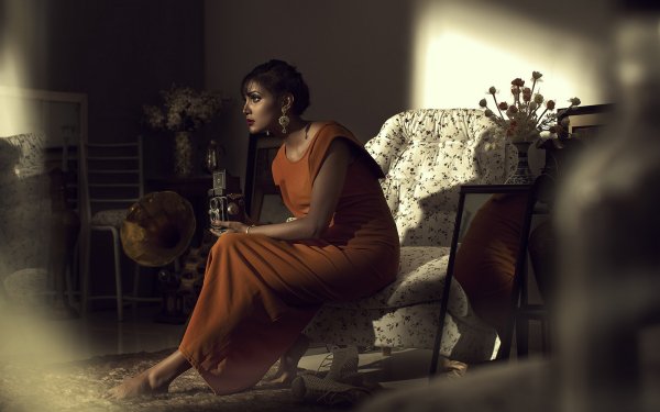 Women Model Vintage Brunette Camera Lipstick Mirror Orange Dress Chair Earrings HD Wallpaper | Background Image