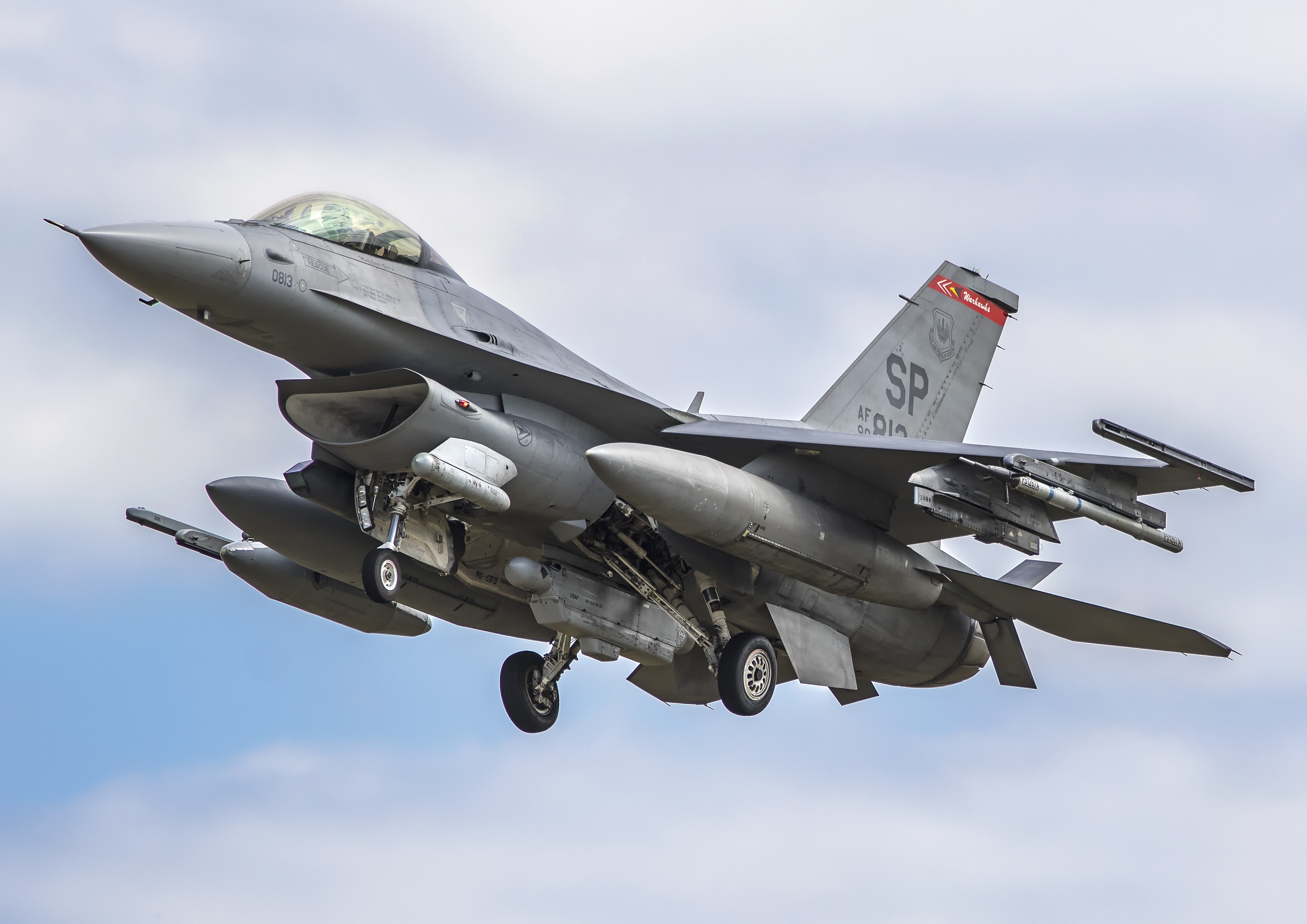 General Dynamics F-16 Fighting Falcon 4k Ultra HD Wallpaper - EroFound