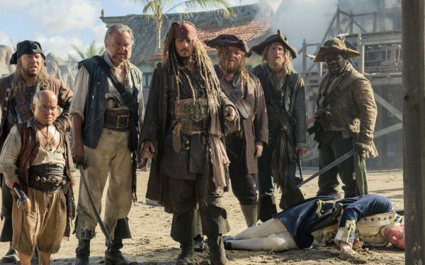 Movie Pirates Of The Caribbean: Dead Men Tell No Tales Kevin McNally Joshamee Gibbs Martin Klebba Johnny Depp Jack Sparrow HD Wallpaper | Background Image