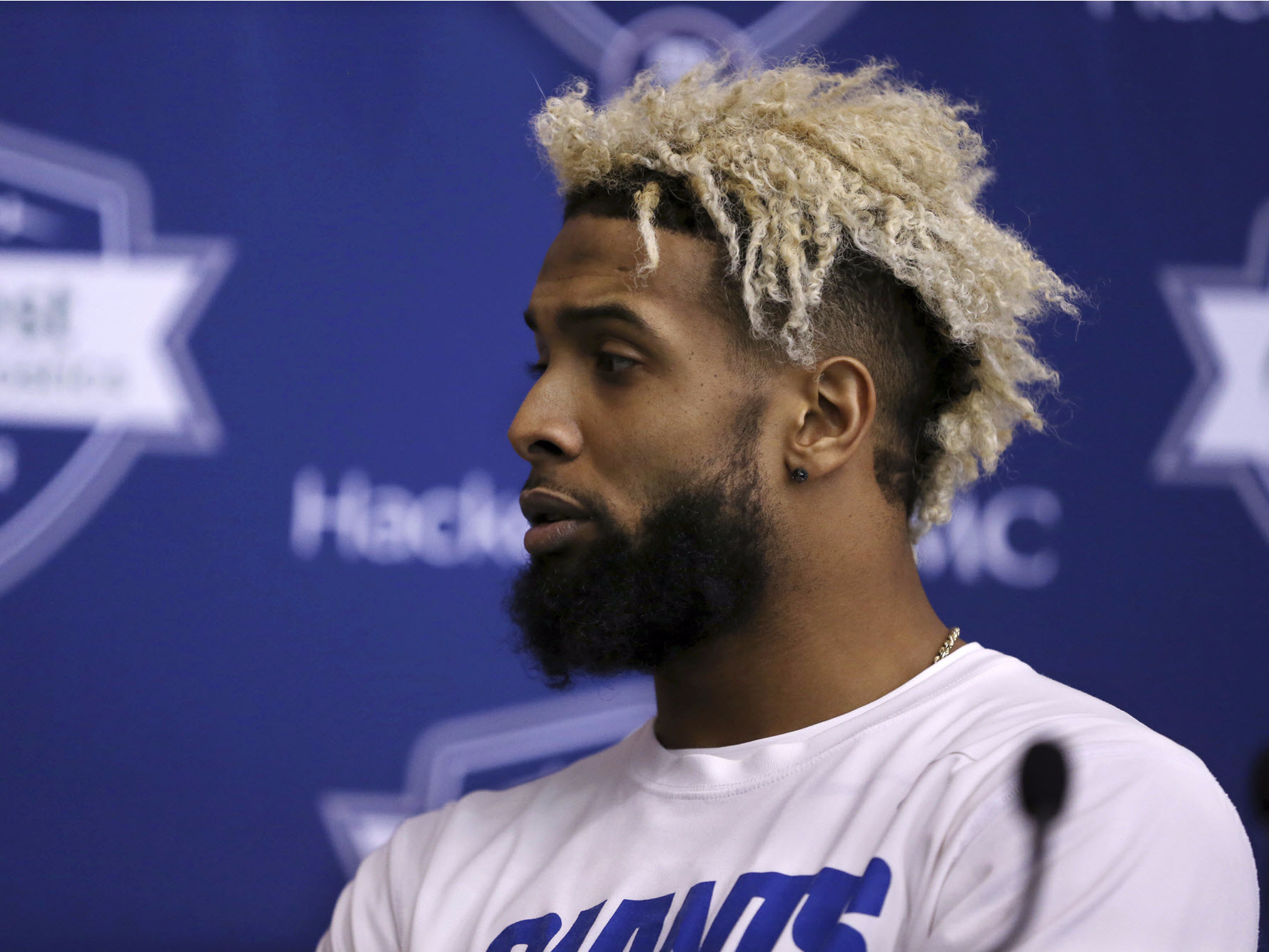 Odell Beckham Jr. in New York Giants attire, HD wallpaper and background.