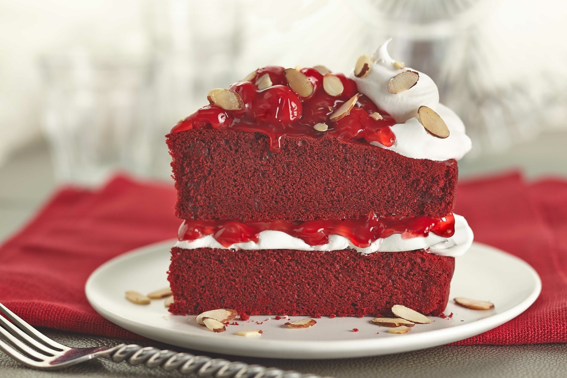 download-cream-dessert-pastry-food-cake-4k-ultra-hd-wallpaper