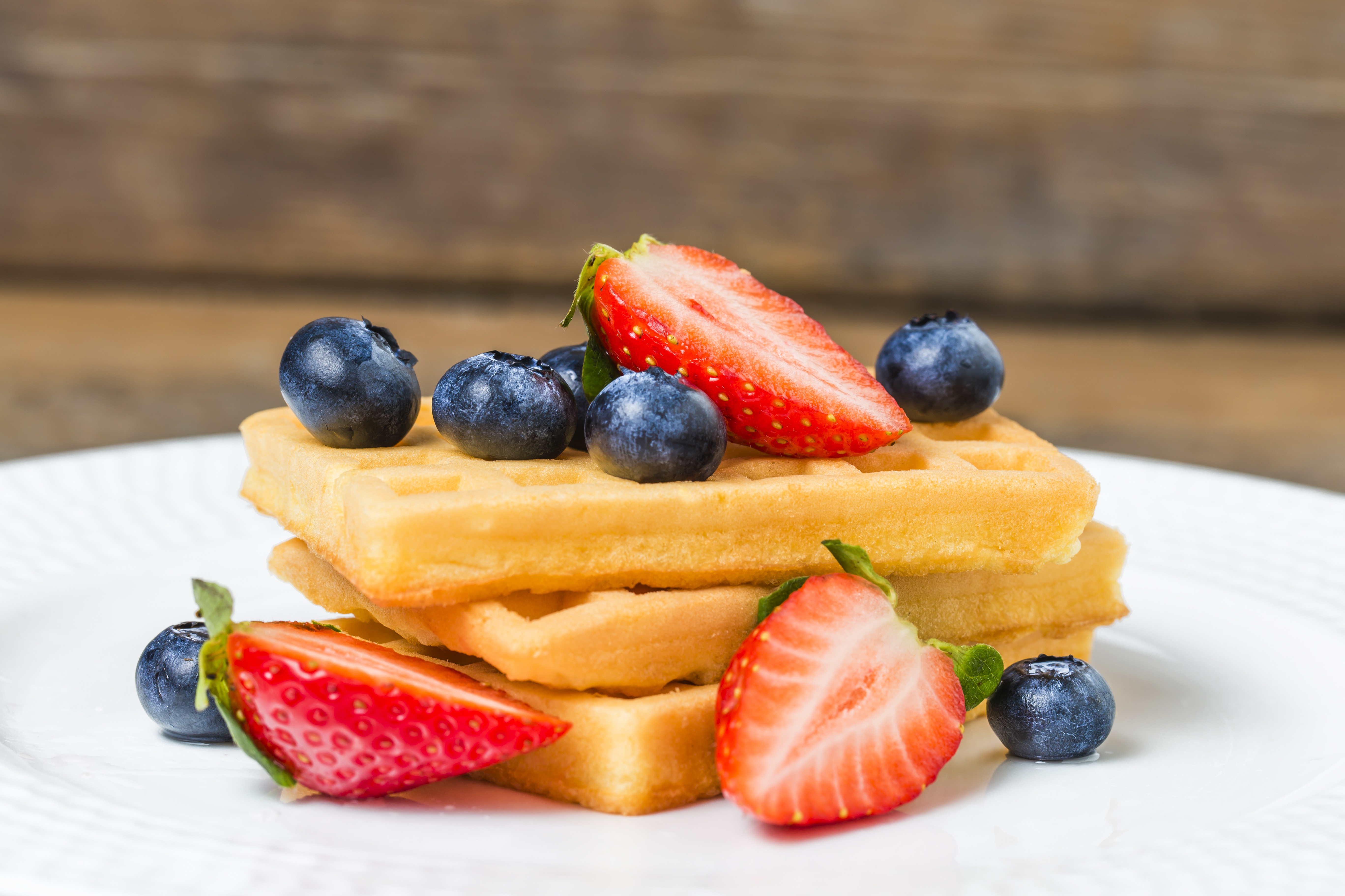 Download Fruit Blueberry Strawberry Breakfast Food Waffle 4k Ultra HD