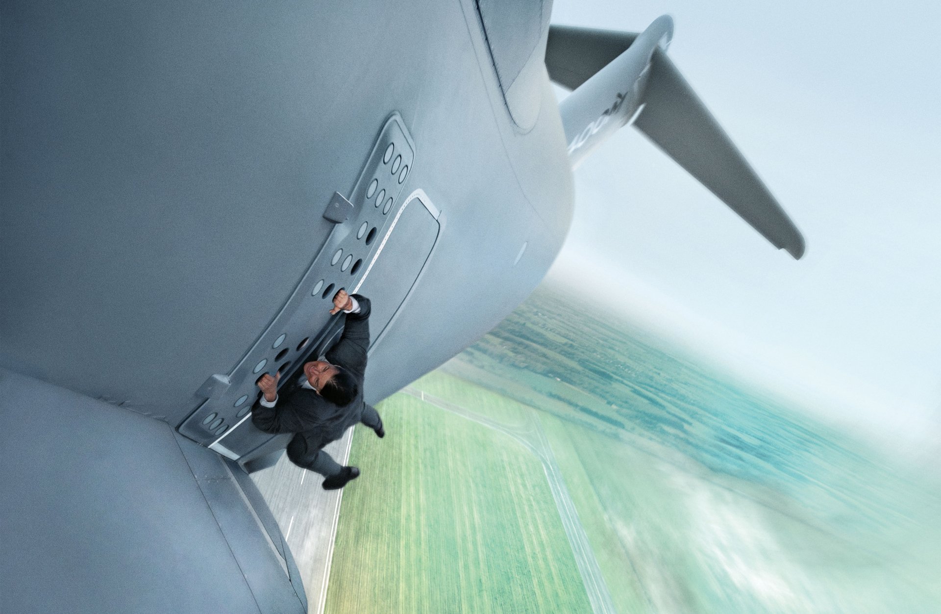 Download Tom Cruise Movie Mission: Impossible - Rogue Nation 4k Ultra HD Wallpaper