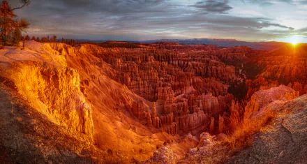  Sunrise over Bryce Canyon by PiConsti