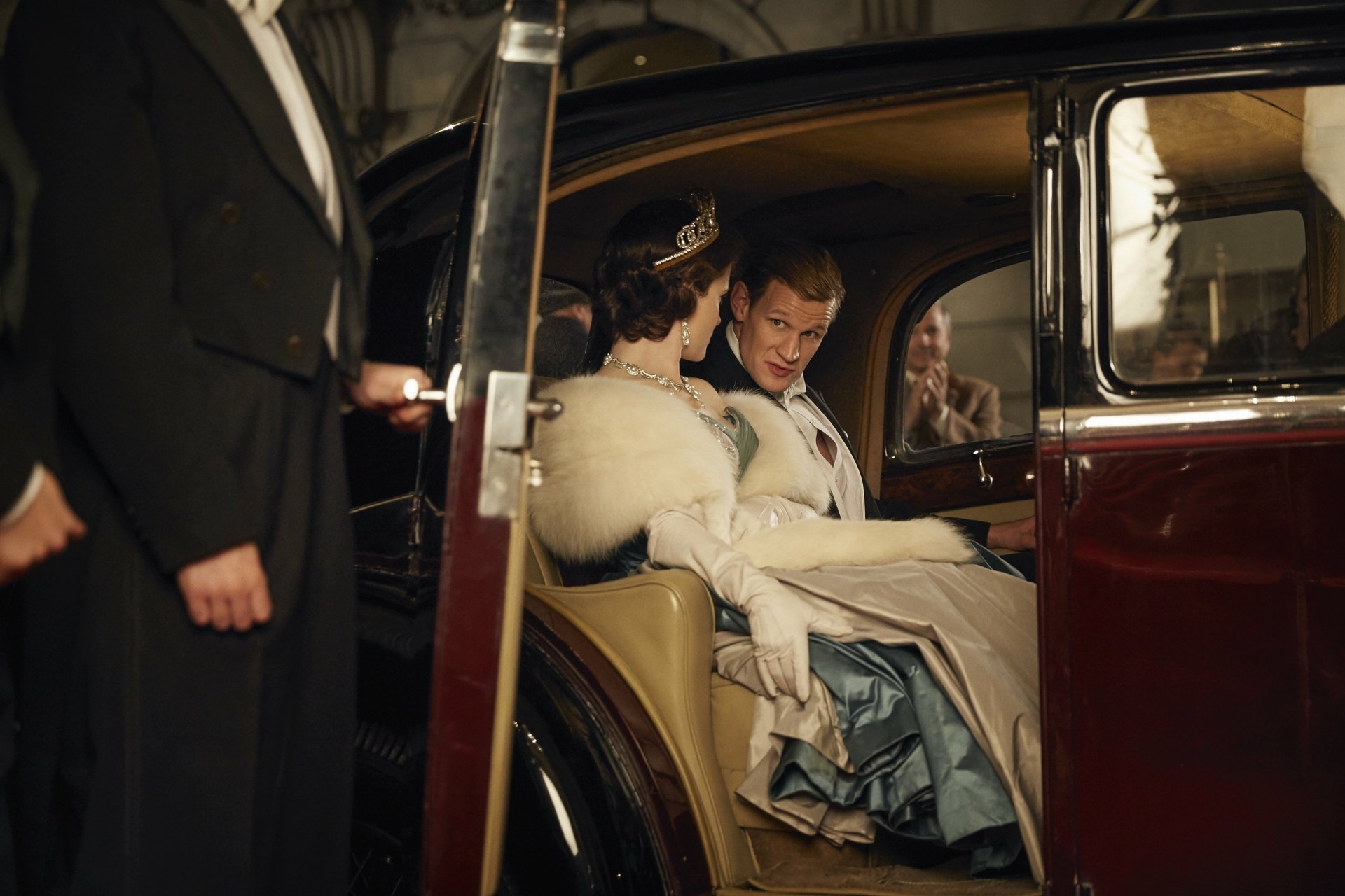 Download Claire Foy Queen Elizabeth II Matt Smith Prince Philip TV Show The Crown HD Wallpaper
