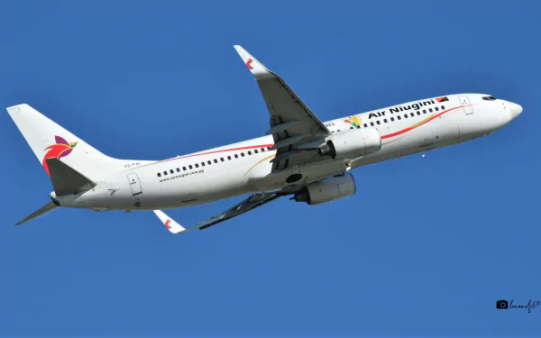  P2-PXE Air Niugini Boeing 737-8BK (WL),Sydney Australia