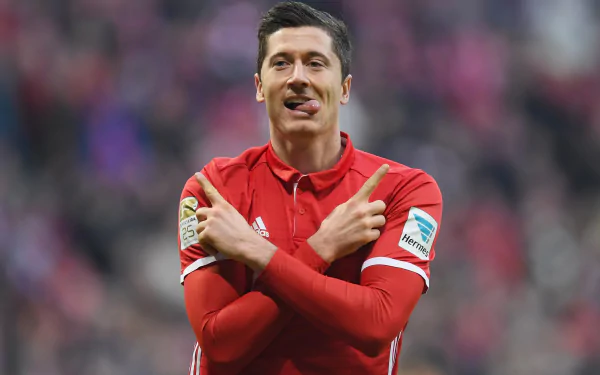 Robert Lewandowski Sports HD Desktop Wallpaper | Background Image
