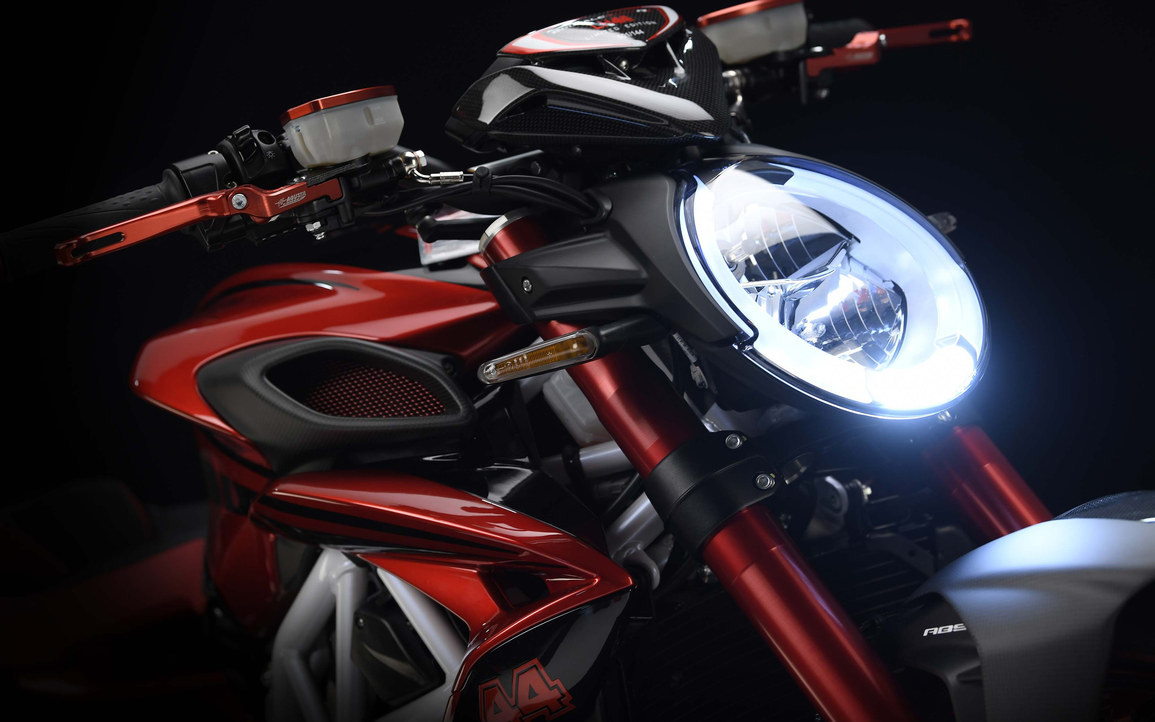 Vehicles Agusta Brutale 800 HD Wallpaper | Background Image