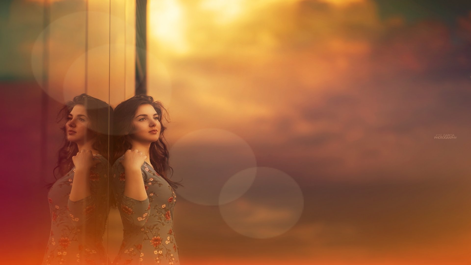 Download Woman Model HD Wallpaper