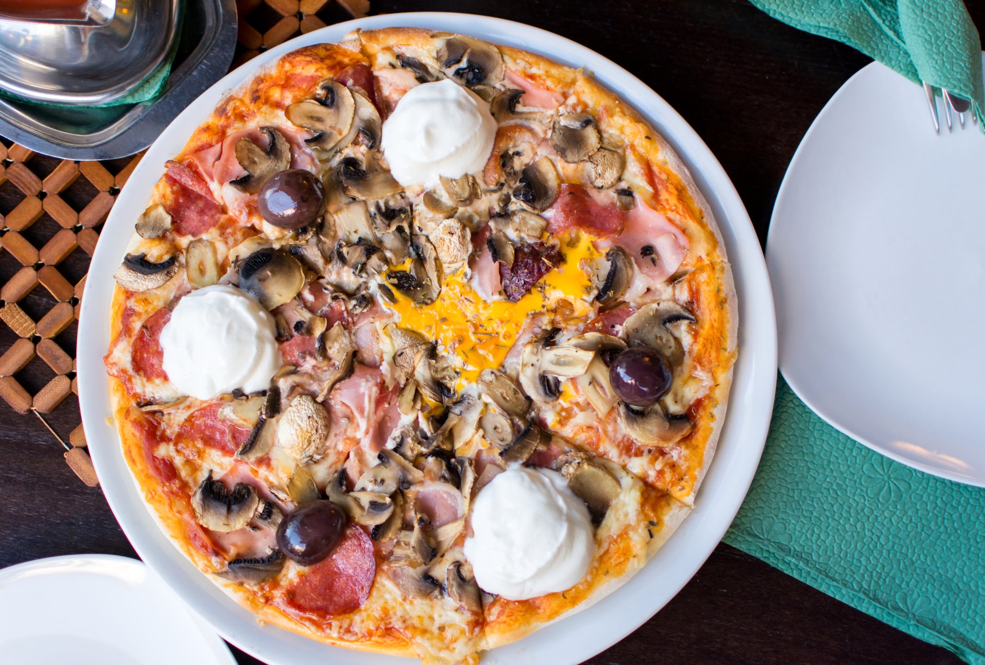 Download Food Pizza 8k Ultra HD Wallpaper