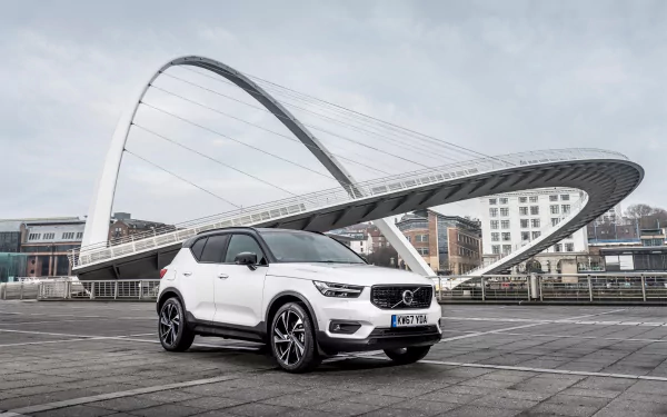 white car SUV car Volvo vehicle Volvo XC40 HD Desktop Wallpaper | Background Image