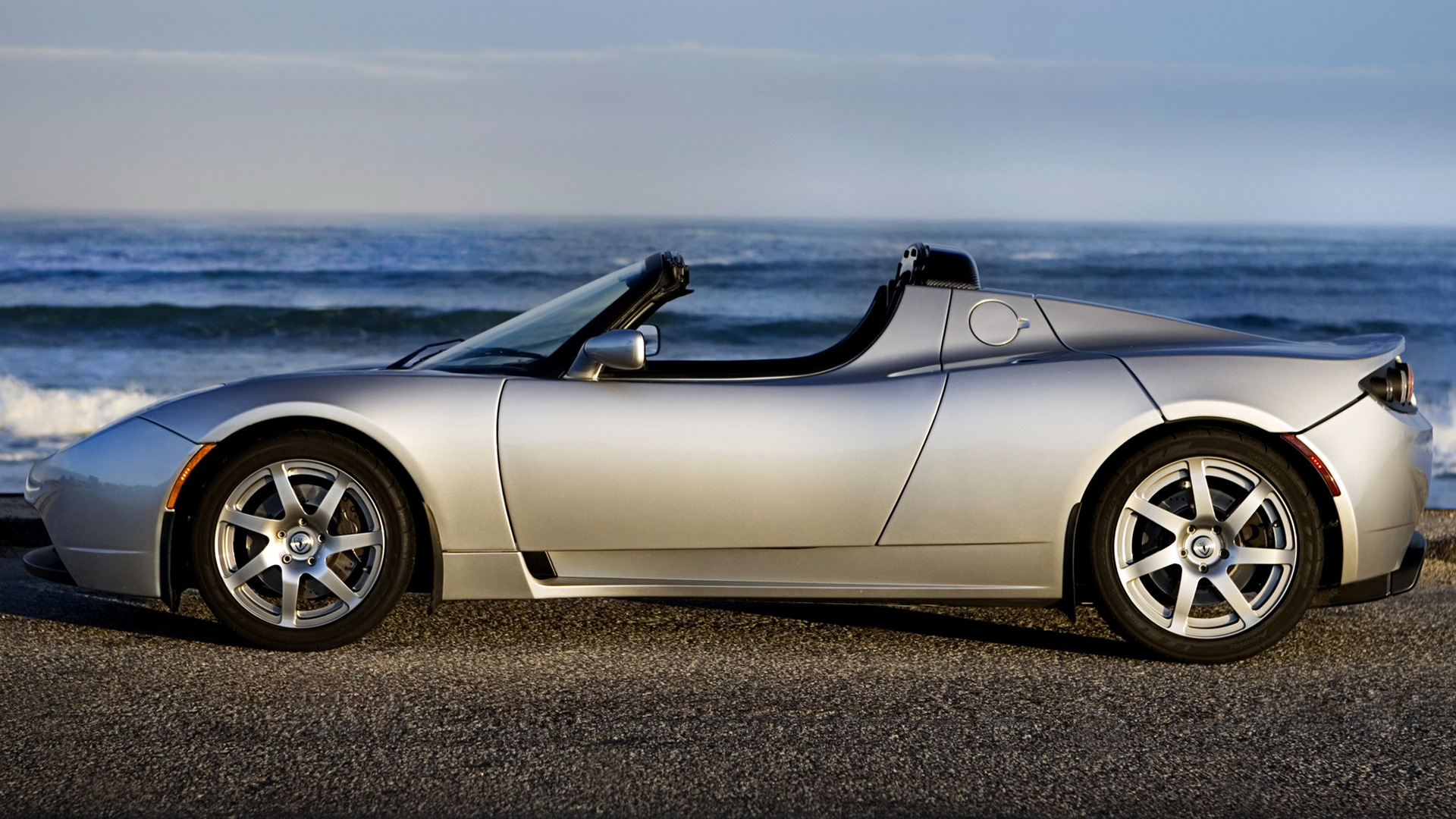 Silver deals tesla roadster