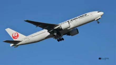  JA709J Japan Airlines Boeing 777-246(ER) Over Sydney Airport