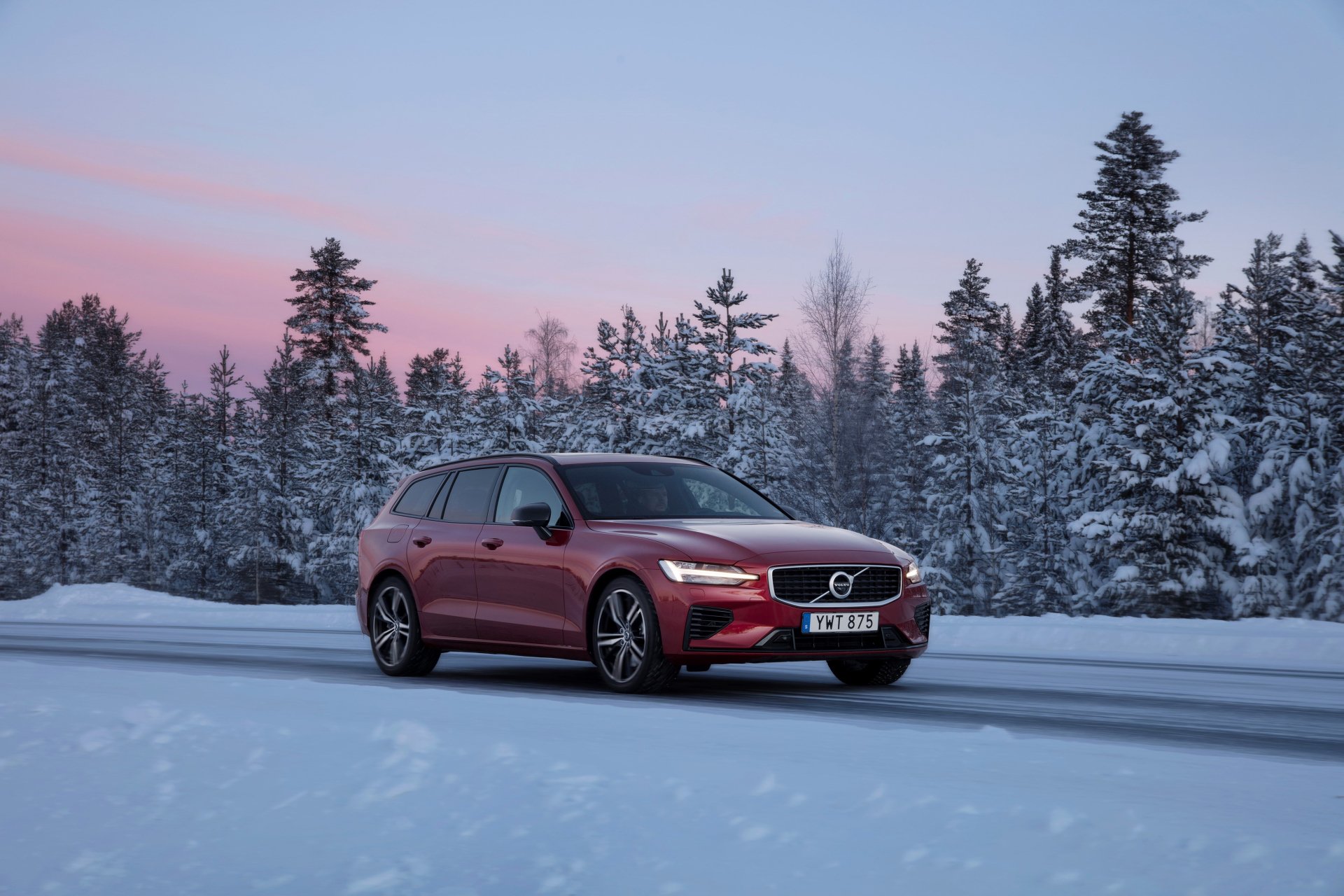 Download Car Volvo Vehicle Volvo V60 4k Ultra HD Wallpaper