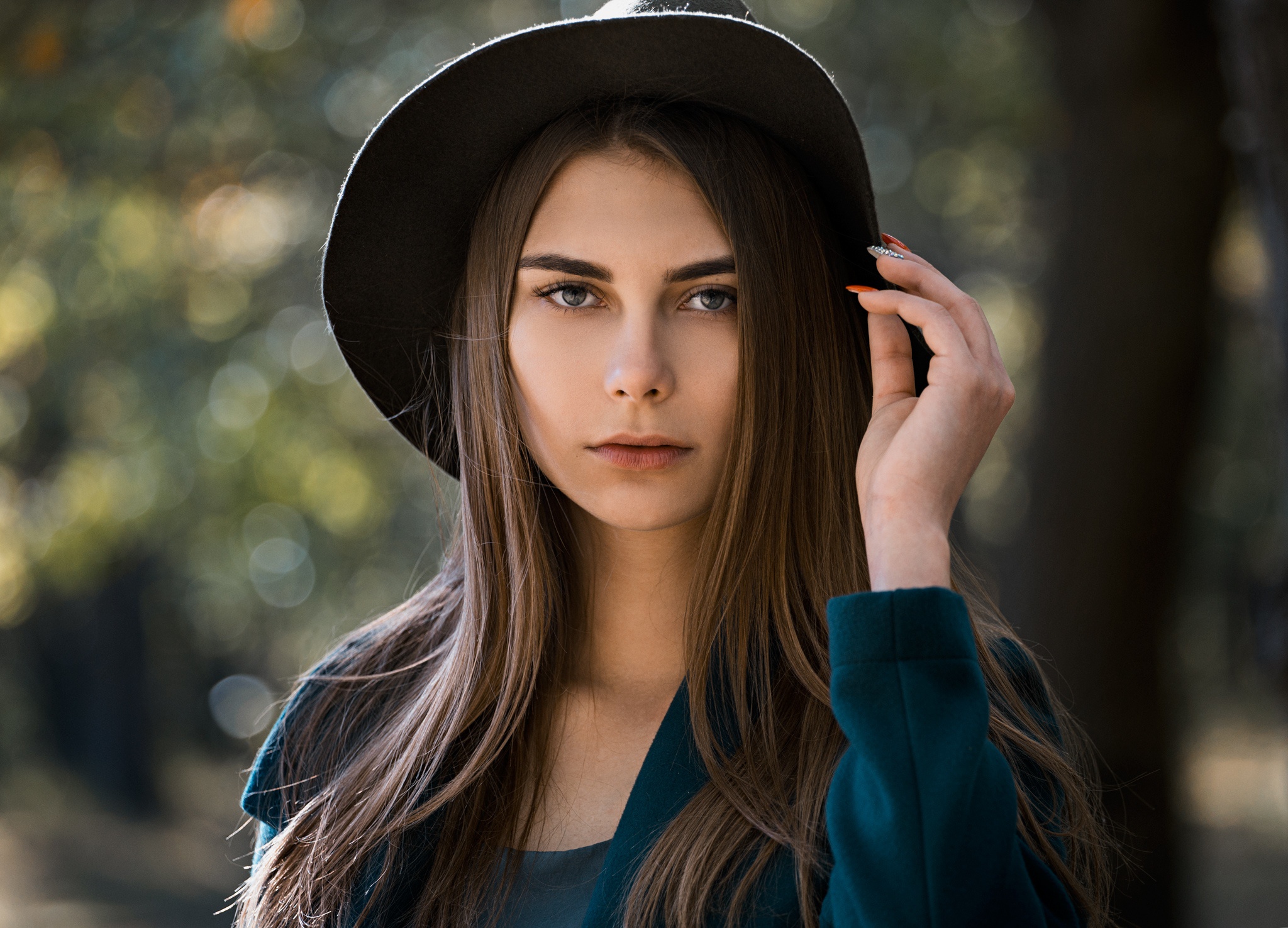 Download Brunette Hat Depth Of Field Woman Model HD Wallpaper